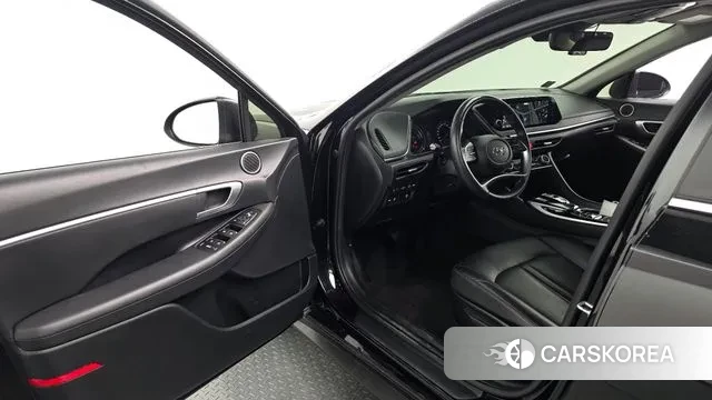 Hyundai Sonata Hybrid (DN8) 2022 Черный из Кореи, фото 2