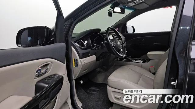 Kia The New Carnival 2018 Серый из Кореи, фото 2