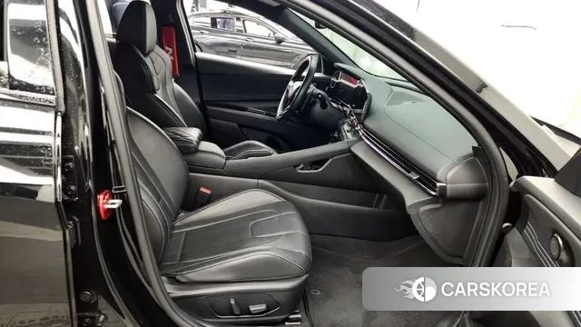 Hyundai Avante (CN7) 2022 Черный из Кореи, фото 2