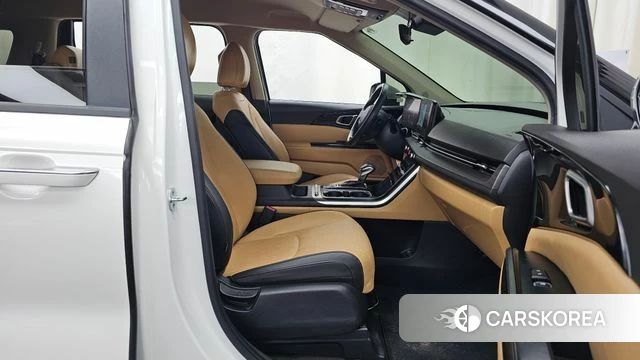Kia Carnival 4th generation 2022 Белый из Кореи, фото 2