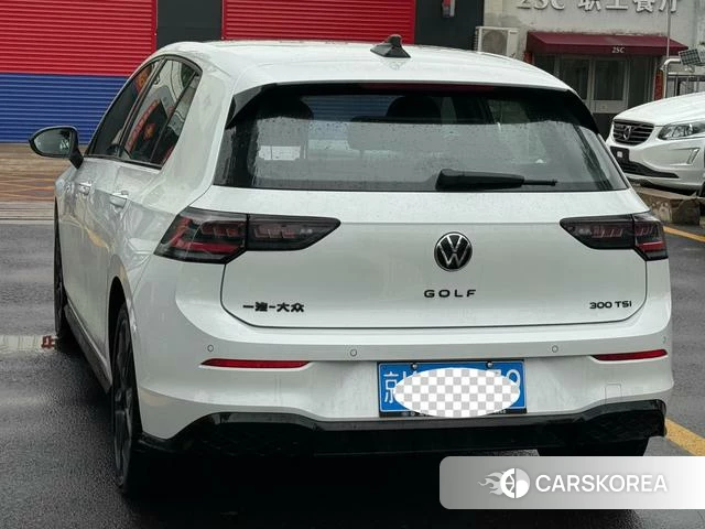 Volkswagen Golf 2025 Белый из Китая, фото 2