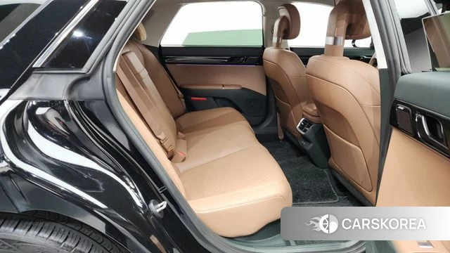 Hyundai Grandeur Hybrid (GN7) 2023 Черный из Кореи, фото 2
