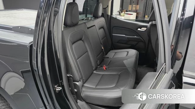 Chevrolet (GM Daewoo) Real New Colorado 2021 Черный из Кореи, фото 2