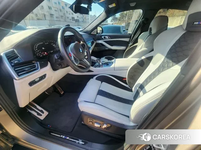 BMW X6M (G06) 2021 Цвет галактики из Кореи, фото 2