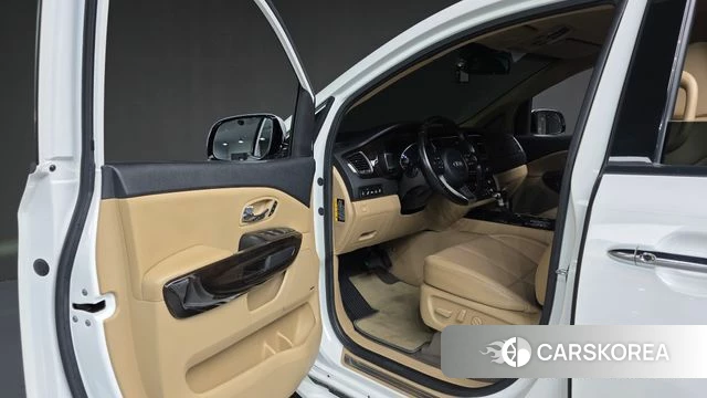 Kia The New Carnival 2019 Белый из Кореи, фото 2
