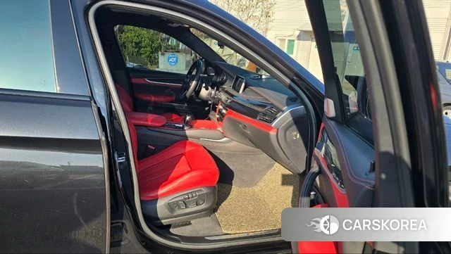 BMW X6M (F16) id 3885819 из Кореи 2