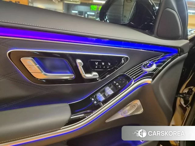 Mercedes-Benz S-Class W223 2024 Черный из Кореи, фото 2