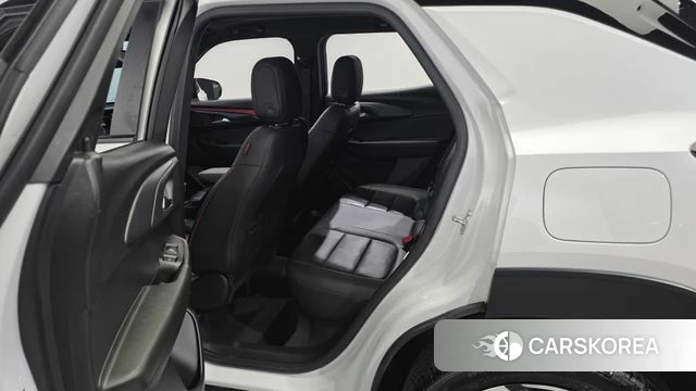 Chevrolet (GM Daewoo) The New Trail Blazer 2024 Белый из Кореи, фото 2