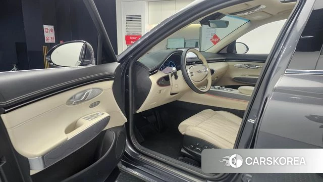 Genesis GV70 2021 Серый из Кореи, фото 2