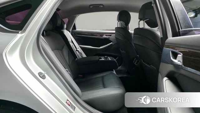 Genesis G80 2018 Серебряный из Кореи, фото 2