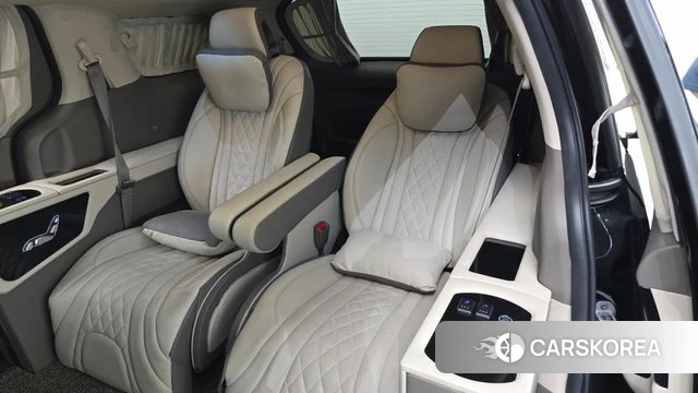 Kia Carnival 4th generation 2021 Черный из Кореи, фото 2