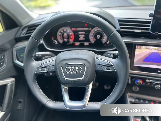 Audi Q3 2023 Белый из Китая, фото 2