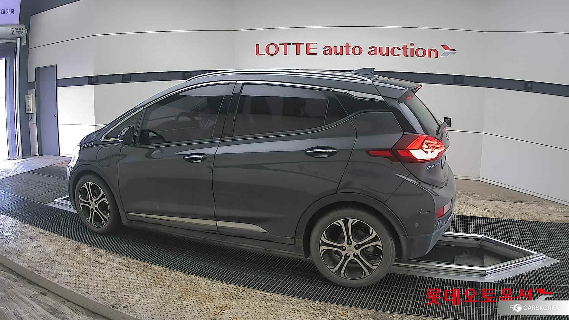 Korea G M Bolt (EV) 2019 Metallic Gray из Кореи, фото 2