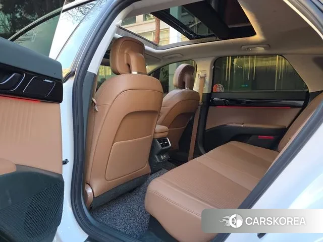 Hyundai Grandeur Hybrid (GN7) 2024 Белый из Кореи, фото 2