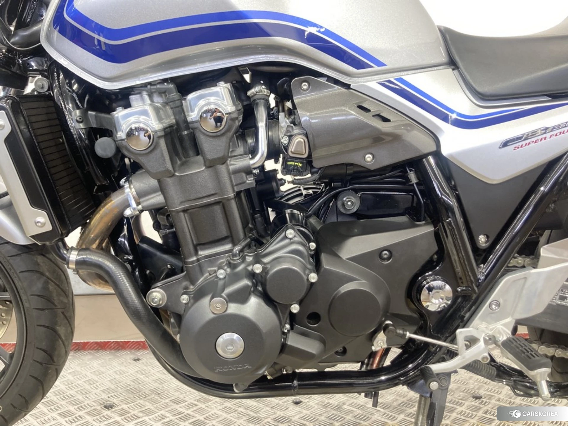 Проданный Honda CB1300SF ABS id 3950421 из Японии