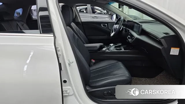 Kia K8 Hybrid 2023 Белый из Кореи, фото 2