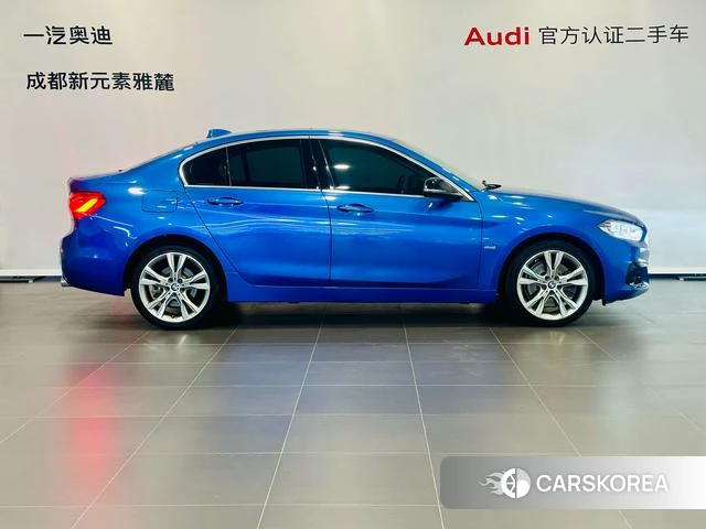 BMW 1 series 2018 Синий из Китая, фото 2