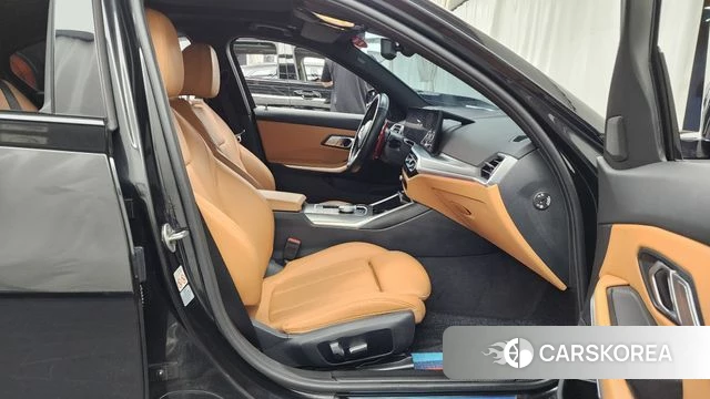 BMW 3 Series (G20) 2022 Черный из Кореи, фото 2