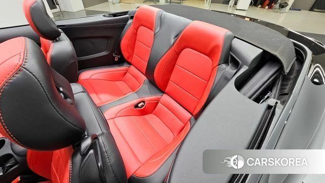 Ford Mustang 2022 Черный из Кореи, фото 2
