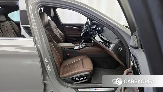 BMW 5 Series (G30) id 3170028 из Кореи 2