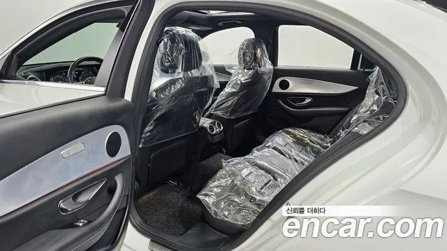 Mercedes-Benz E-Class W213 2020 Белый из Кореи, фото 2