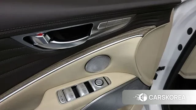 Kia The New K9 2nd generation 2022 Белый из Кореи, фото 2