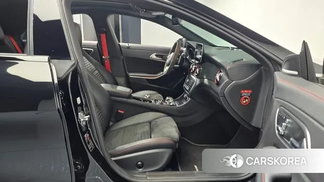 Mercedes-Benz CLA-Class C117 2018 Черный из Кореи, фото 2