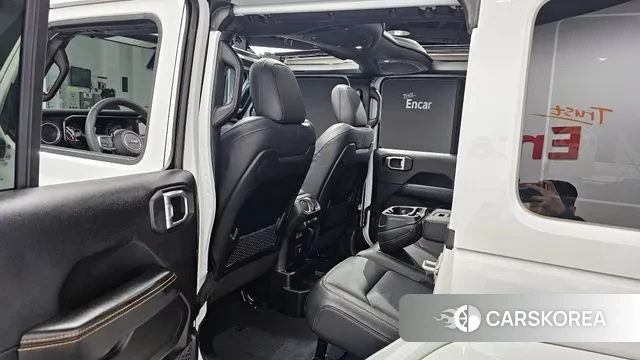 Jeep Wrangler (JL) 2024 Белый из Кореи, фото 2