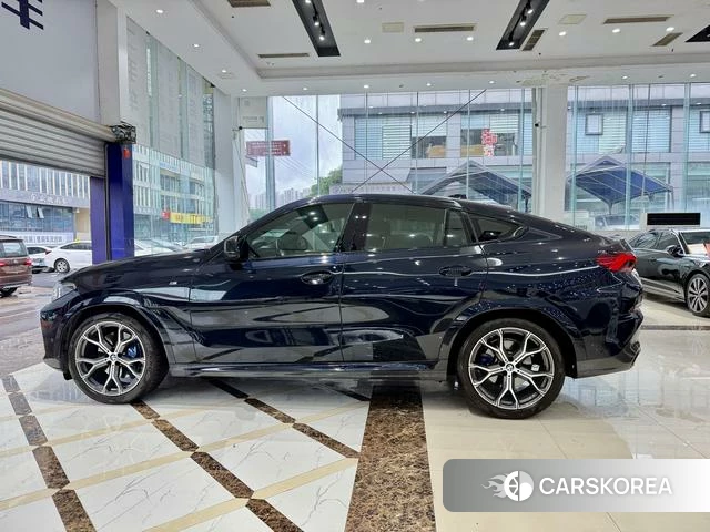 BMW X6 2021 Черный из Китая, фото 2