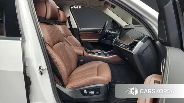 BMW X5 (G05) 2025 Белый из Кореи, фото 2