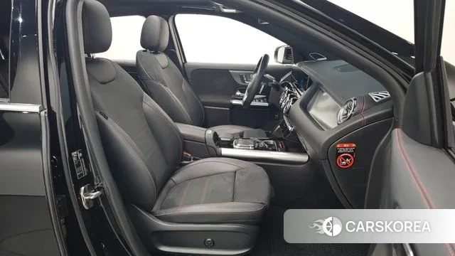 Mercedes-Benz EQA H243 2021 Черный из Кореи, фото 2