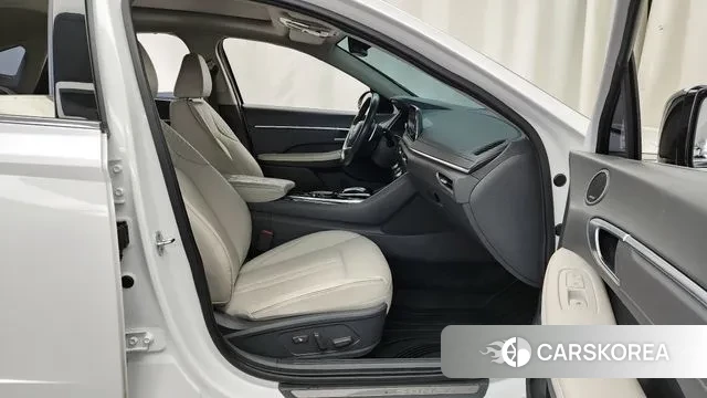 Hyundai Sonata (DN8) 2021 Белый из Кореи, фото 2