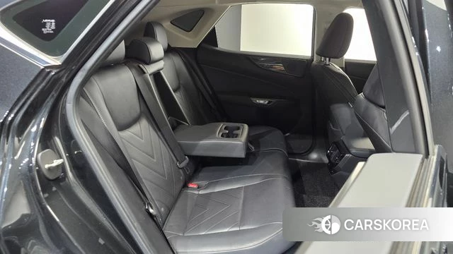 Lexus NX450h + 2nd generation 2023 Черный из Кореи, фото 2