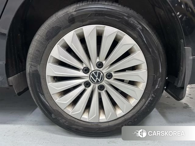 Volkswagen Lavida 2021 Черный из Китая, фото 2