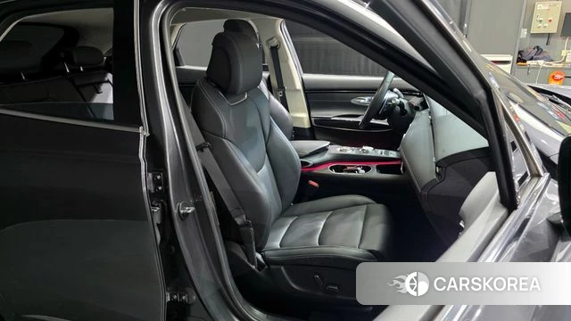 Genesis GV70 2022 Серый из Кореи, фото 2