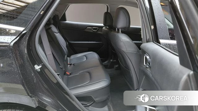 Kia Sportage 5th Generation Hybrid 2022 Черный из Кореи, фото 2