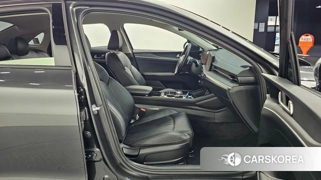 Kia The New K5 3rd generation 2025 Серый из Кореи, фото 2