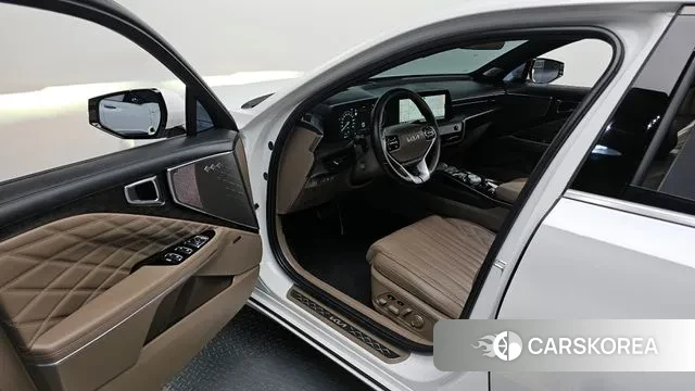 Kia K8 Hybrid 2023 Белый из Кореи, фото 2