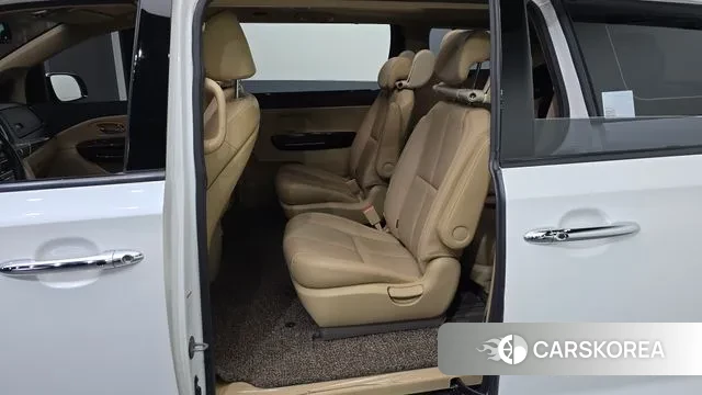 Kia The New Carnival 2020 Белый из Кореи, фото 2