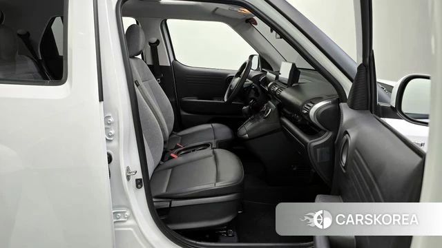 Hyundai Casper 2024 Белый из Кореи, фото 2