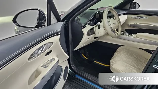 Genesis Electrified GV70 2022 Темно-зеленый из Кореи, фото 2