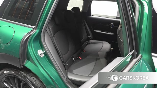 Mini Cooper Clubman 2020 Зеленый из Кореи, фото 2