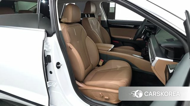 Hyundai Grandeur Hybrid (GN7) 2026 Белый из Кореи, фото 2