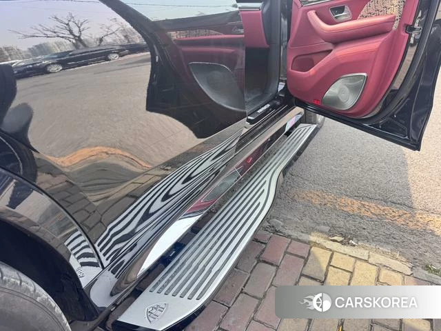 Mercedes-Benz GLS 2024 Черный из Китая, фото 2