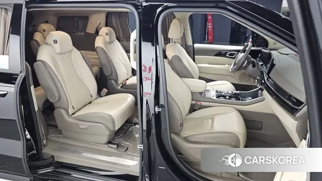 Kia The New Carnival 4th Generation 2024 Черный из Кореи, фото 2