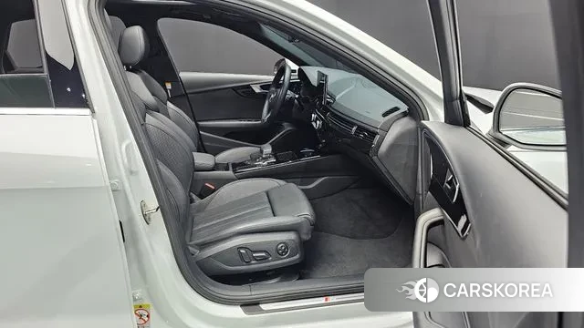 Audi A4 (B9) 2021 Белый из Кореи, фото 2