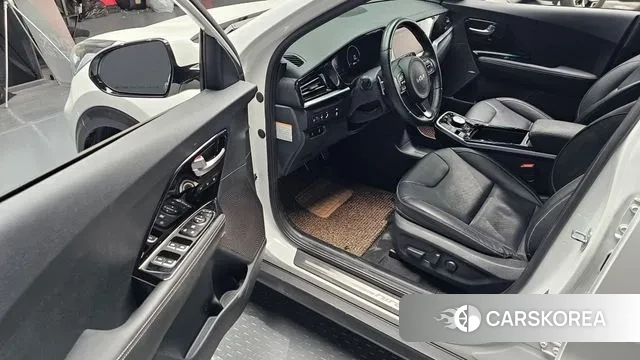 Kia Niro EV 2021 Белый из Кореи, фото 2