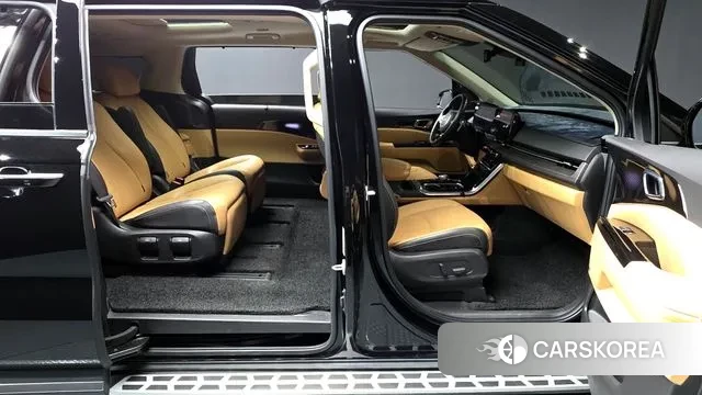 Kia Carnival 4th generation 2022 Черный из Кореи, фото 2