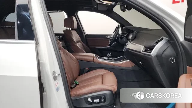 BMW X5 (G05) 2021 Белый из Кореи, фото 2