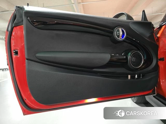 Mini Cooper S Convertible 2019 Оранжевый из Кореи, фото 2